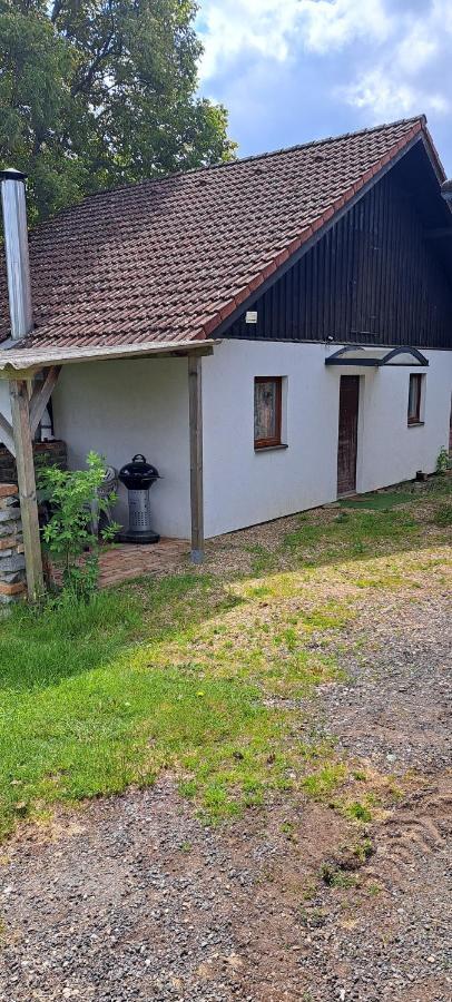 Domek U Rybnika Schloss Bosig Exteriör bild